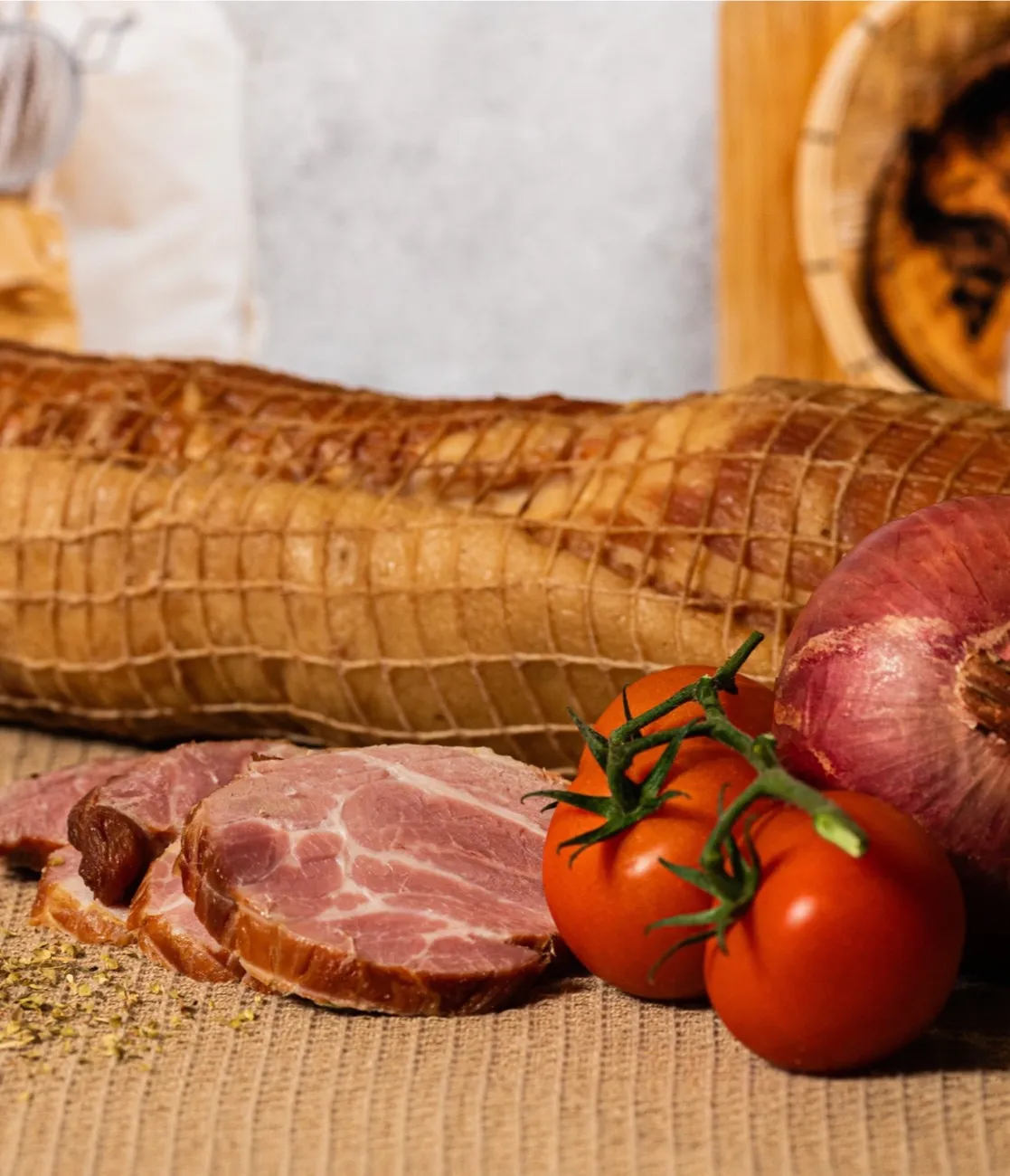 Ceafă de porc afumată